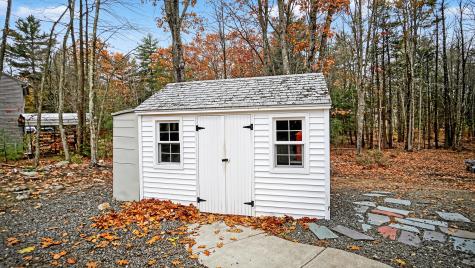 18 Oak Ridge Road Sanford ME 04073