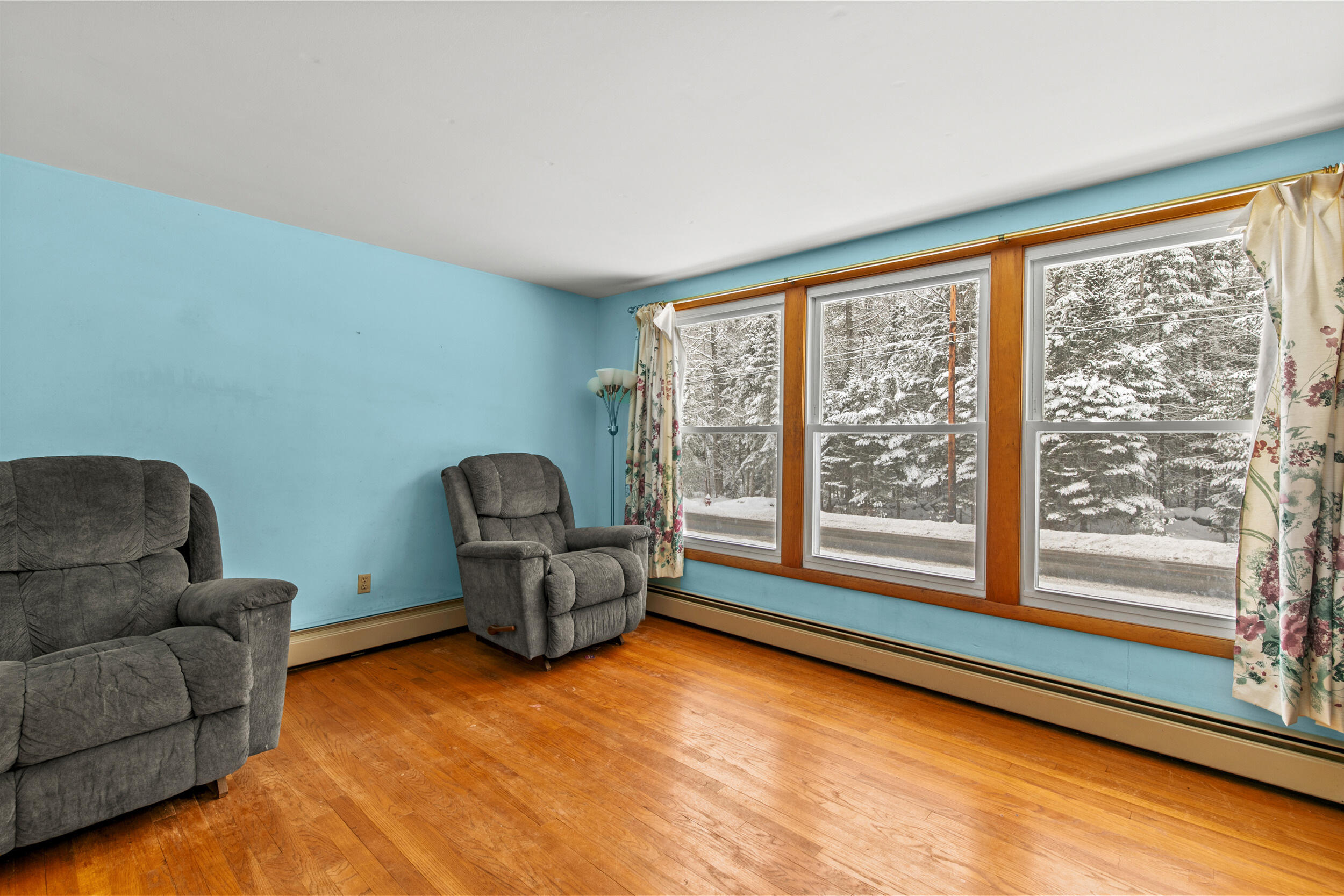 286 S High Street Bridgton ME 04009