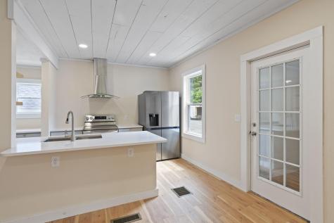 47 Lake Street Auburn ME 04210
