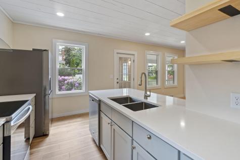 47 Lake Street Auburn ME 04210