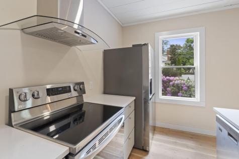 47 Lake Street Auburn ME 04210
