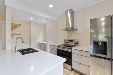 47 Lake Street Auburn ME 04210