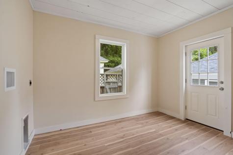 47 Lake Street Auburn ME 04210