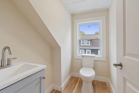 47 Lake Street Auburn ME 04210