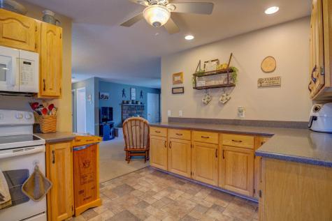 117 Skeetfield Road Oxford ME 04270