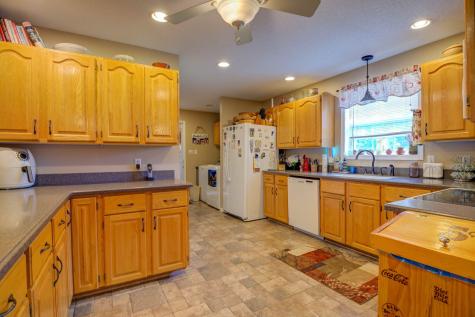 117 Skeetfield Road Oxford ME 04270