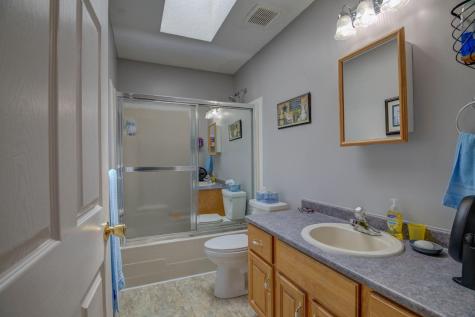 117 Skeetfield Road Oxford ME 04270
