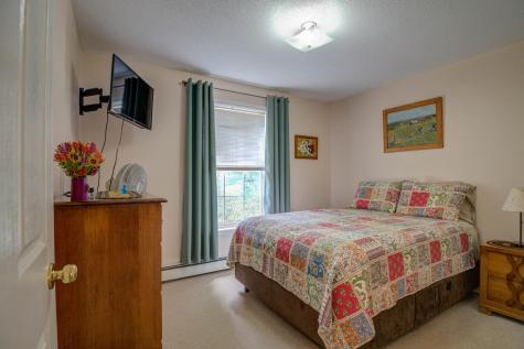 117 Skeetfield Road Oxford ME 04270
