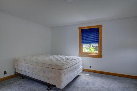 117 Skeetfield Road Oxford ME 04270