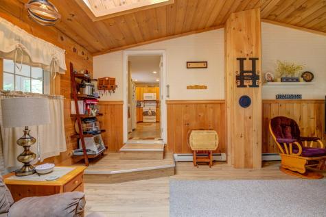 117 Skeetfield Road Oxford ME 04270