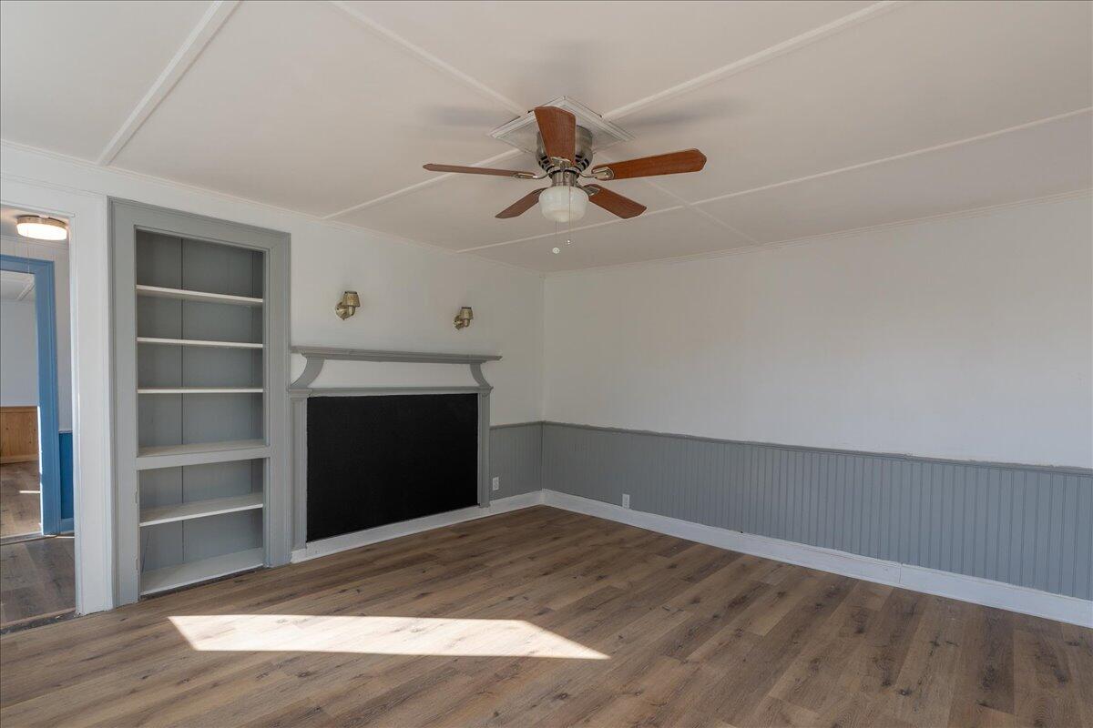 585 Waldoboro Road Washington ME 04574