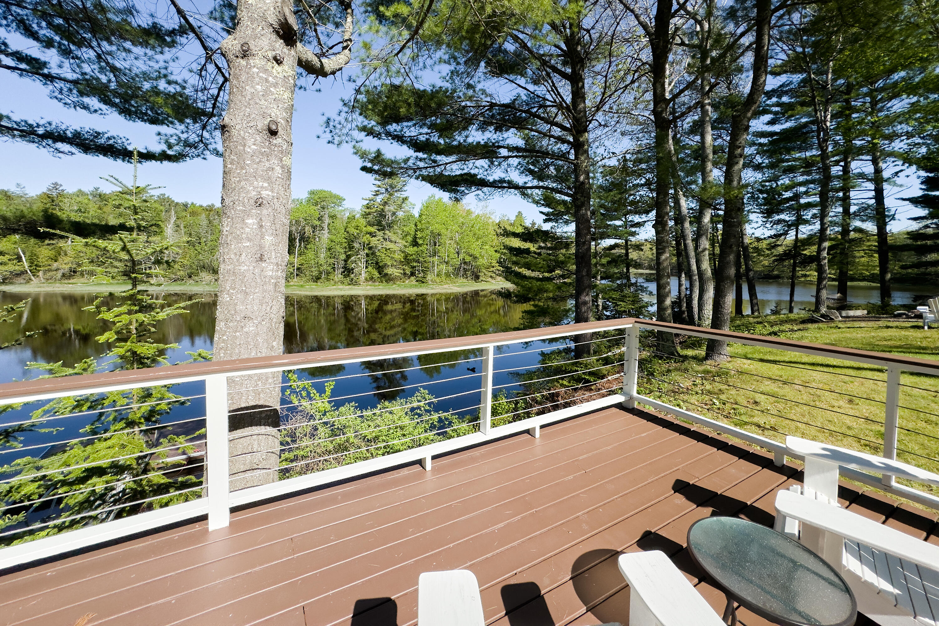 36 Snowdeal Lane South Thomaston ME 04858