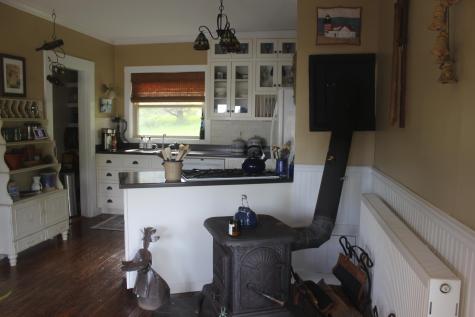 11 Hawkes Avenue Eastport ME 04631