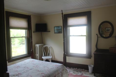 11 Hawkes Avenue Eastport ME 04631