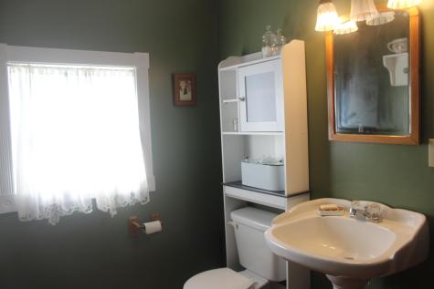 11 Hawkes Avenue Eastport ME 04631