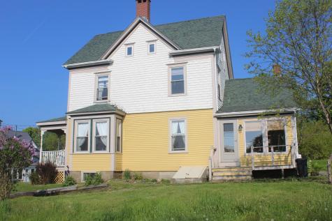 11 Hawkes Avenue Eastport ME 04631