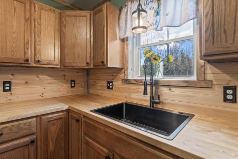 256 Pleasant Street Norway ME 04268