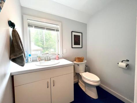 47 Hillside Avenue Falmouth ME 04105