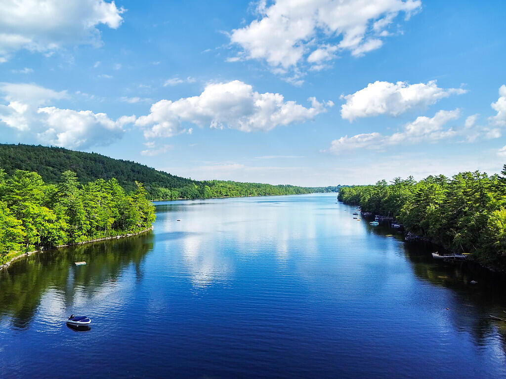 9 Tracy Cove Circle Rome ME 04963