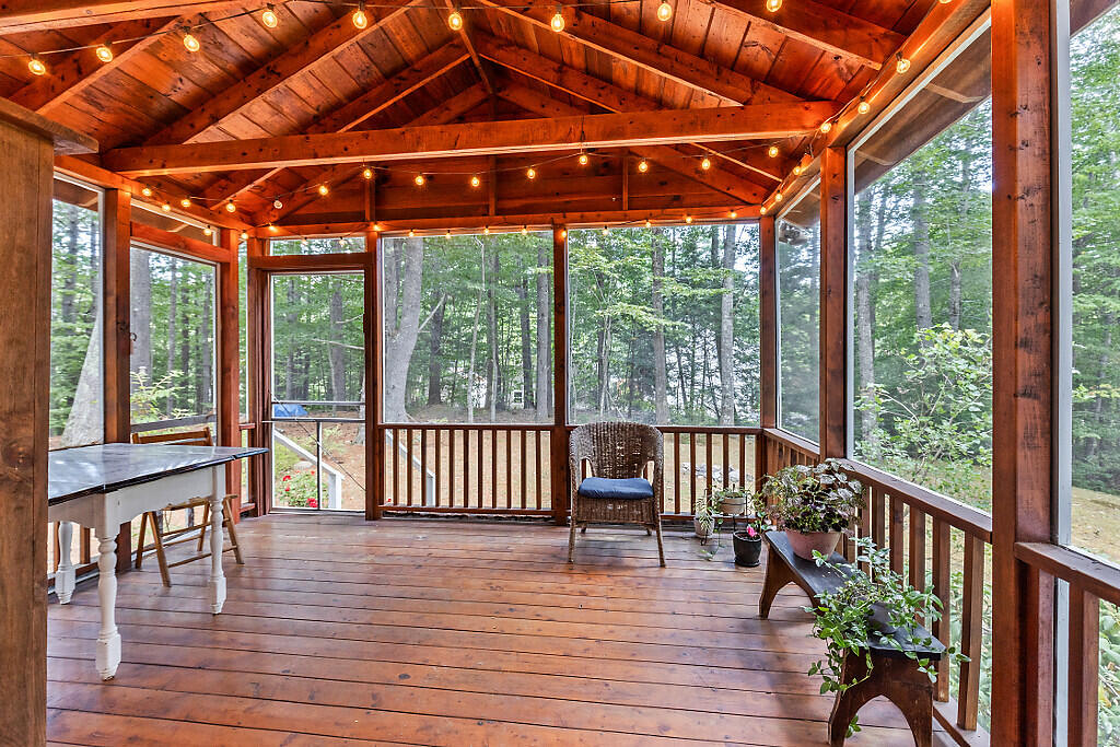 9 Tracy Cove Circle Rome ME 04963