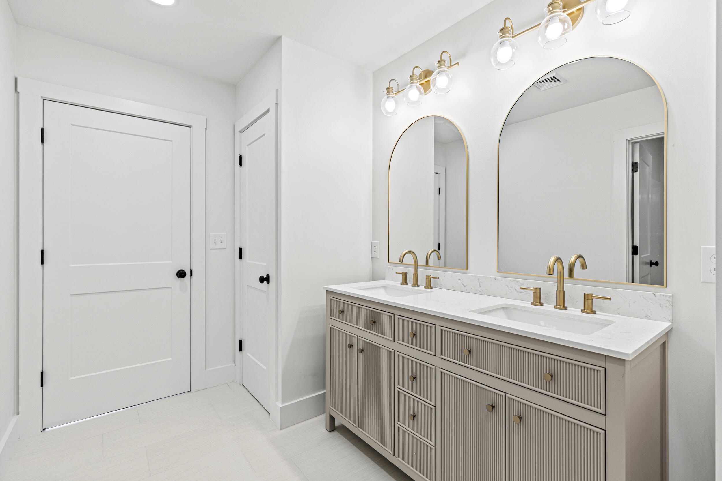 415 Richville Road Standish ME 04084