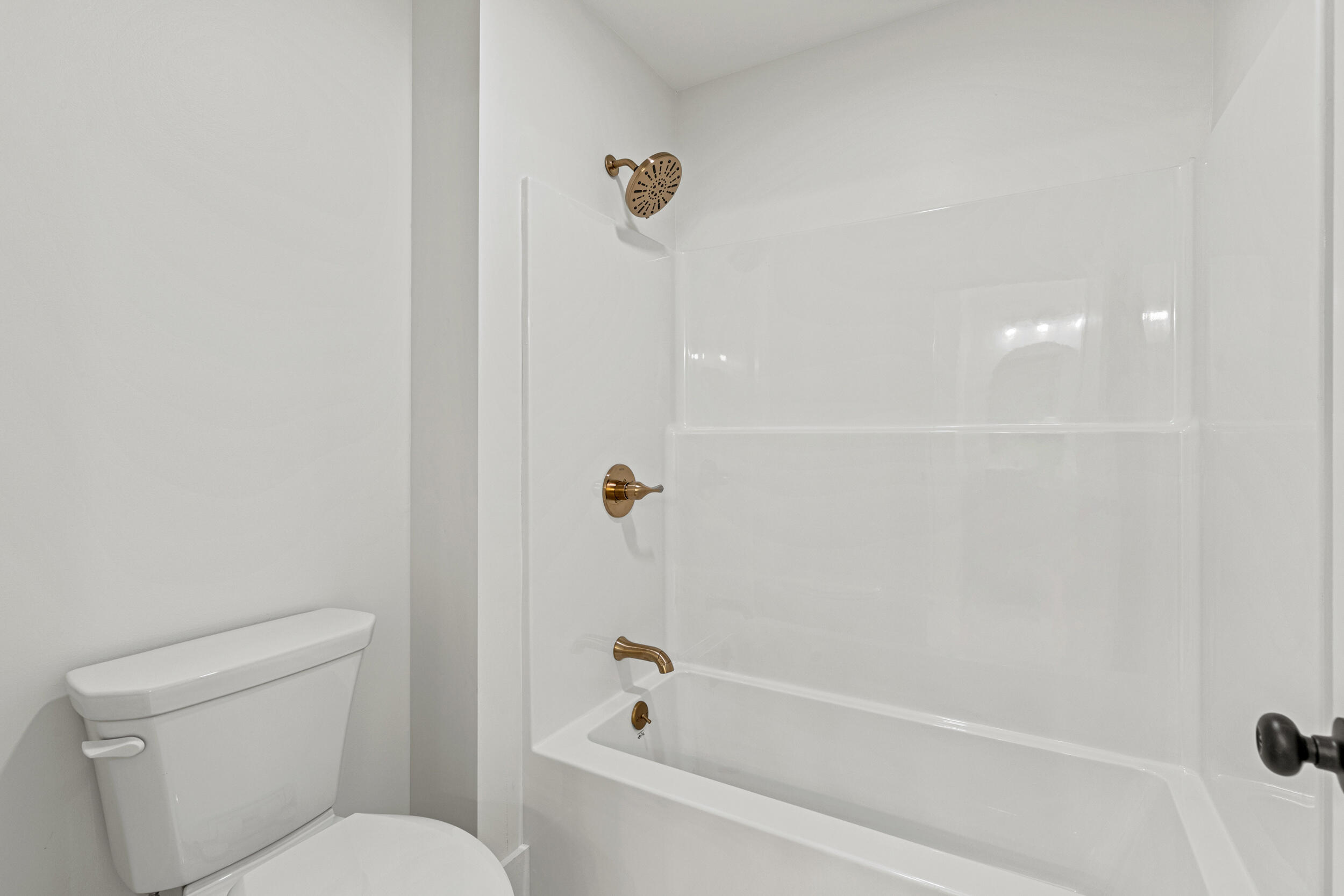 415 Richville Road Standish ME 04084