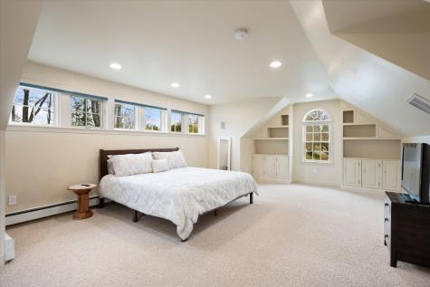 43 Darling Parke Drive Bangor ME 04401