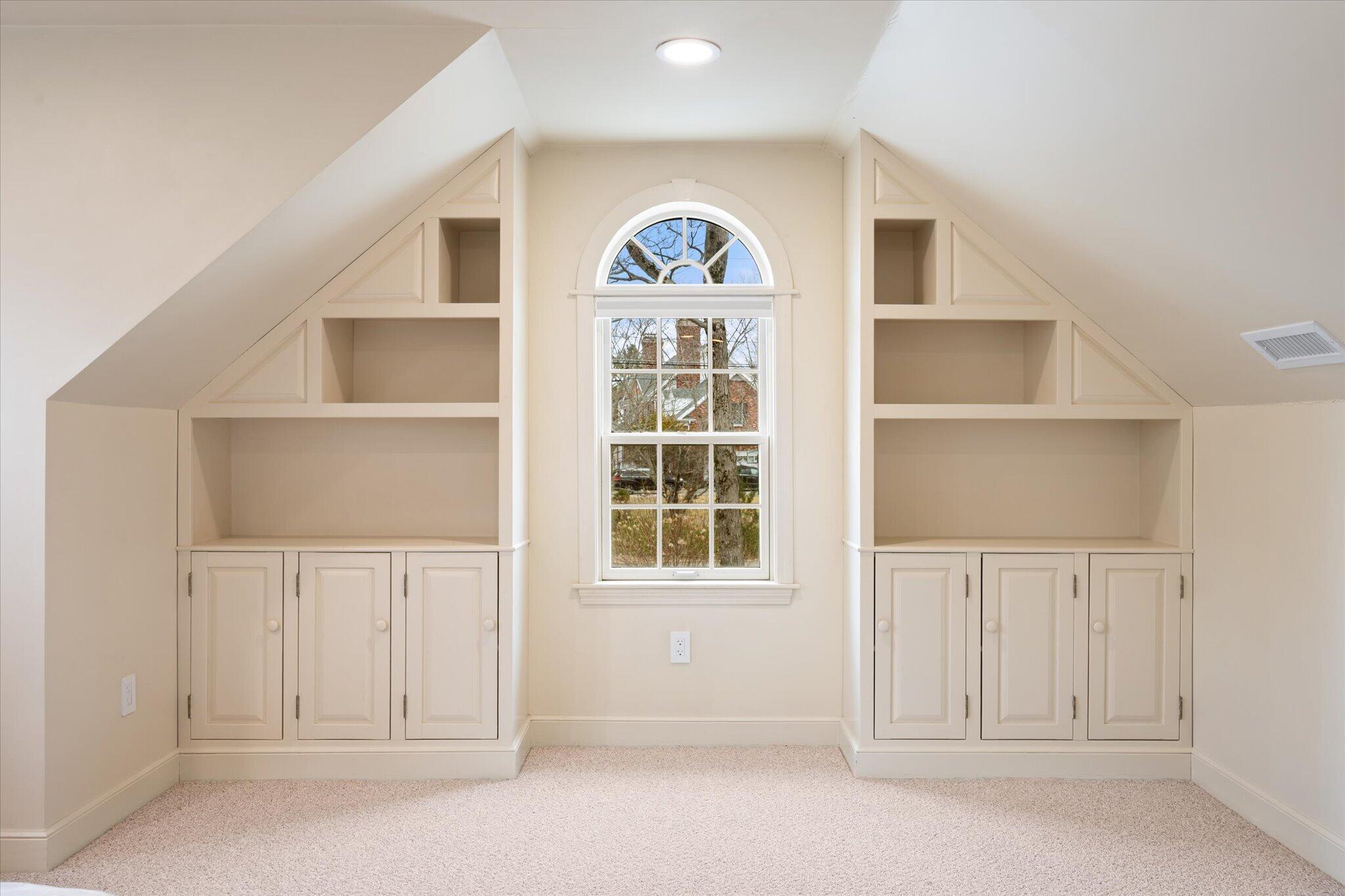 43 Darling Parke Drive Bangor ME 04401