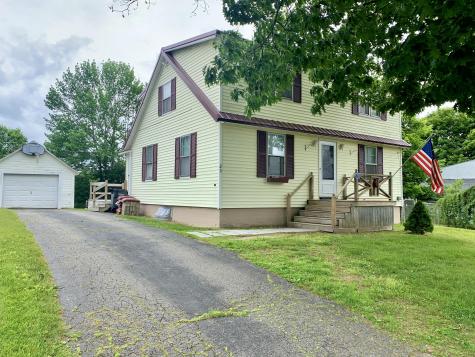 23 Pond Street Bucksport ME 04416
