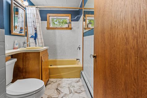 153 Shaker Road Gray ME 04039