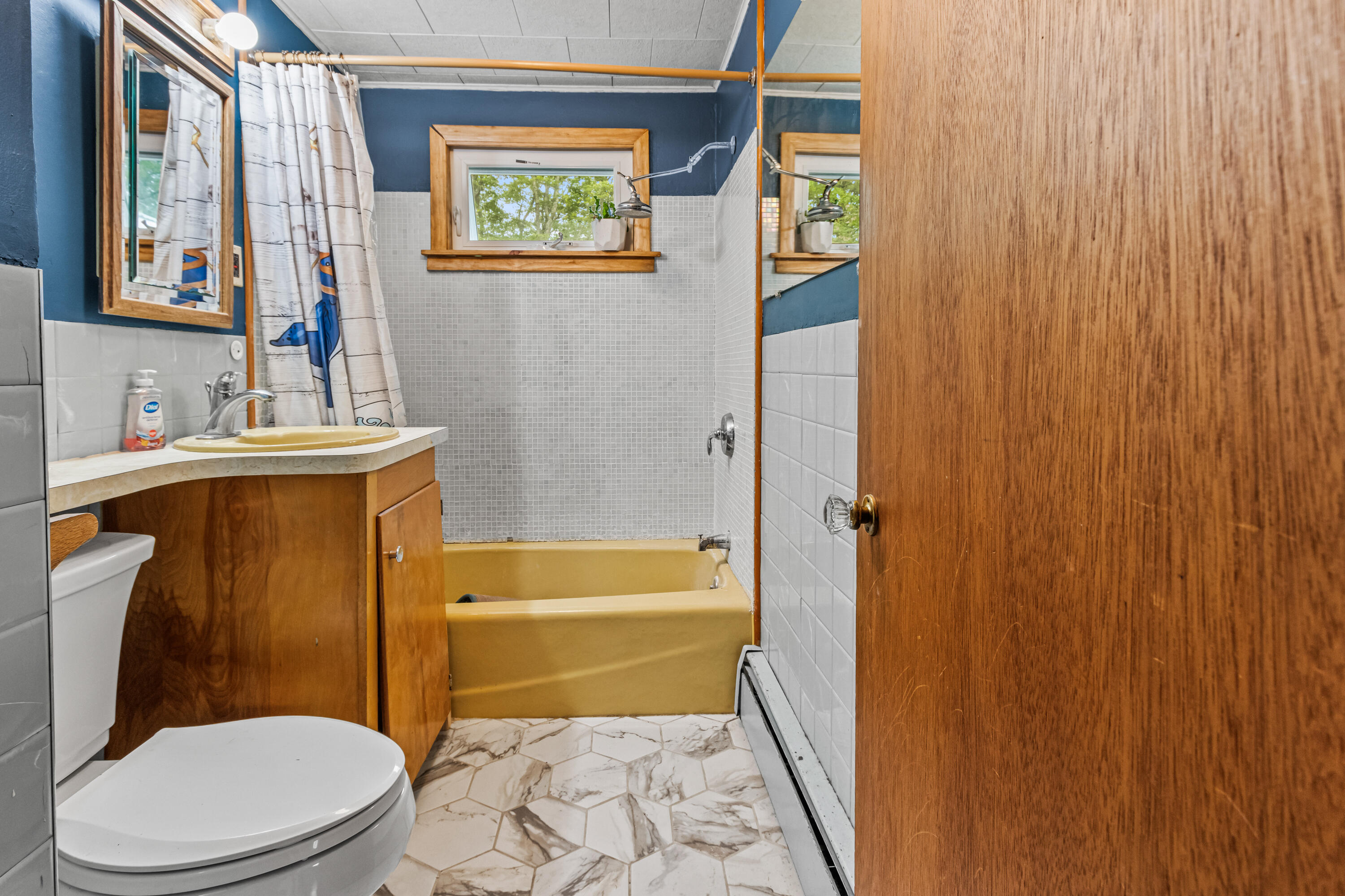 153 Shaker Road Gray ME 04039