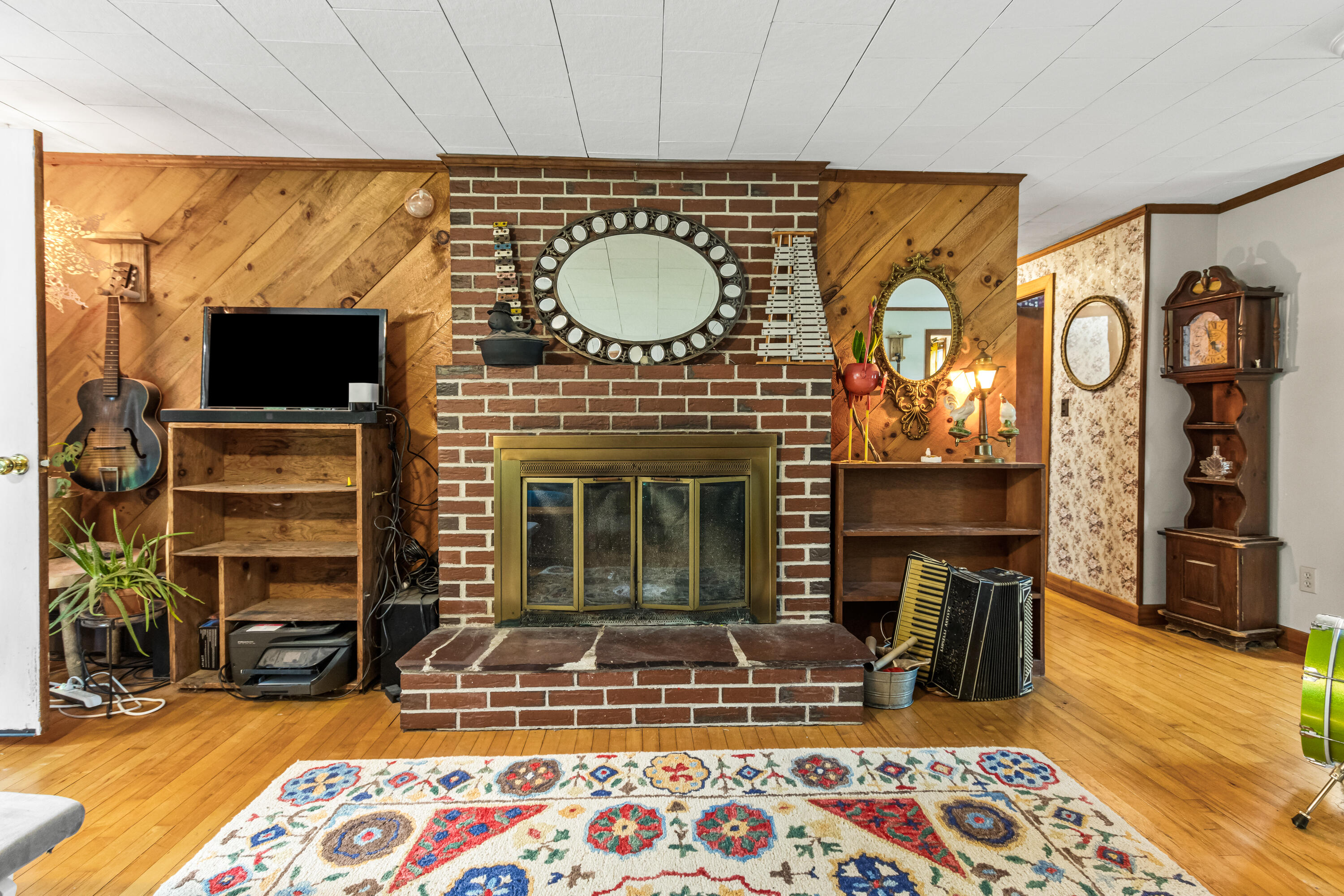 153 Shaker Road Gray ME 04039