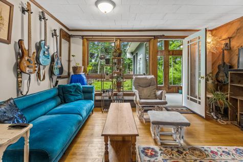 153 Shaker Road Gray ME 04039