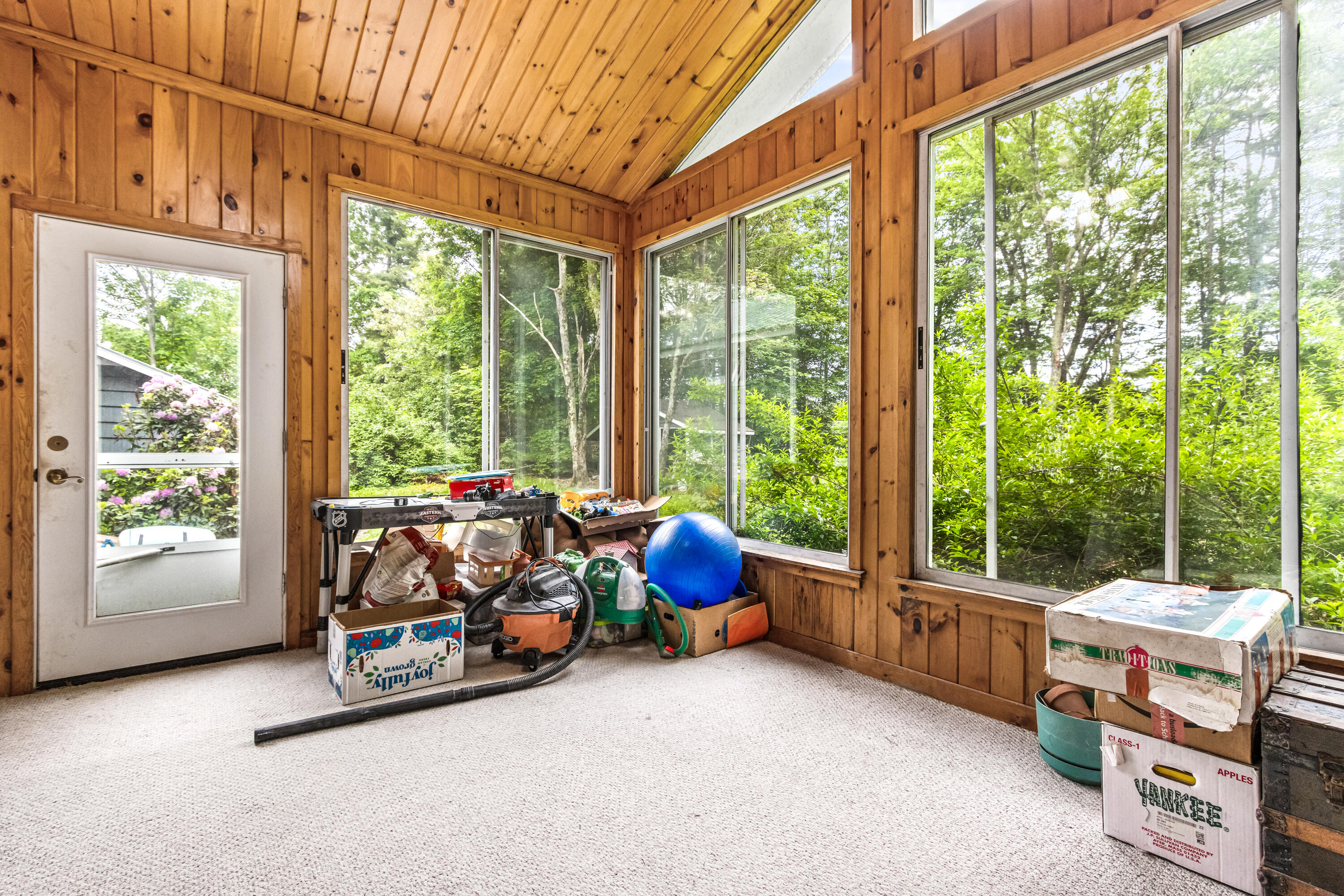 153 Shaker Road Gray ME 04039