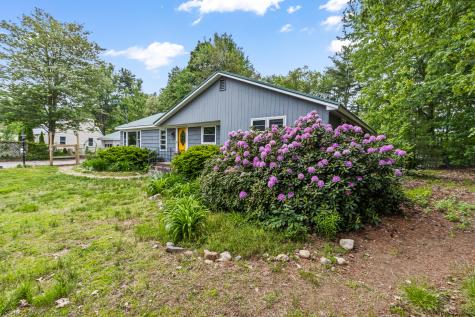 153 Shaker Road Gray ME 04039