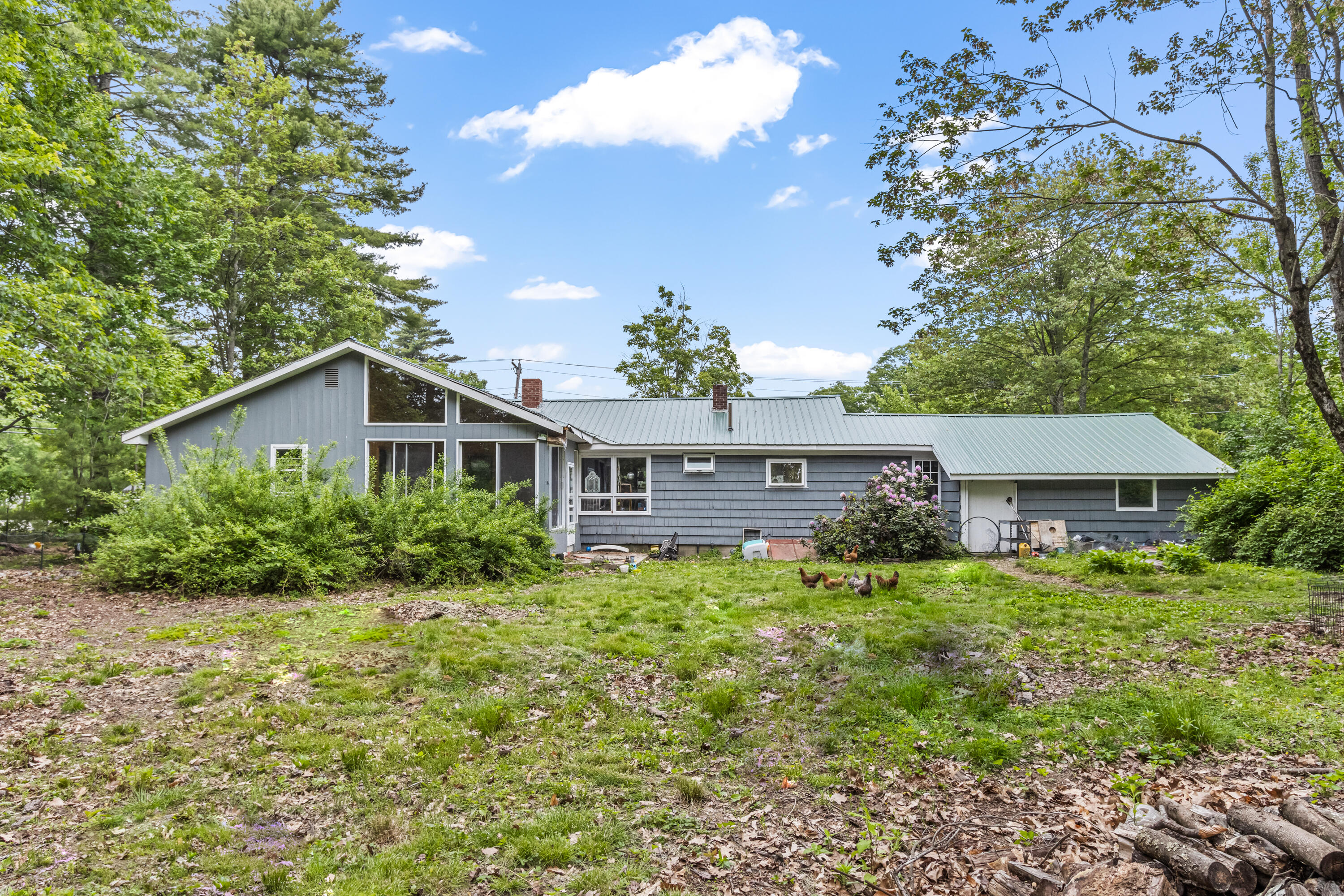 153 Shaker Road Gray ME 04039