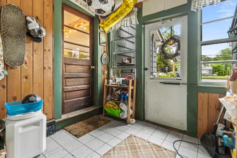 153 Shaker Road Gray ME 04039