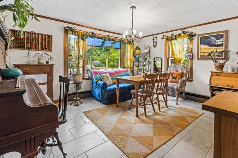 153 Shaker Road Gray ME 04039