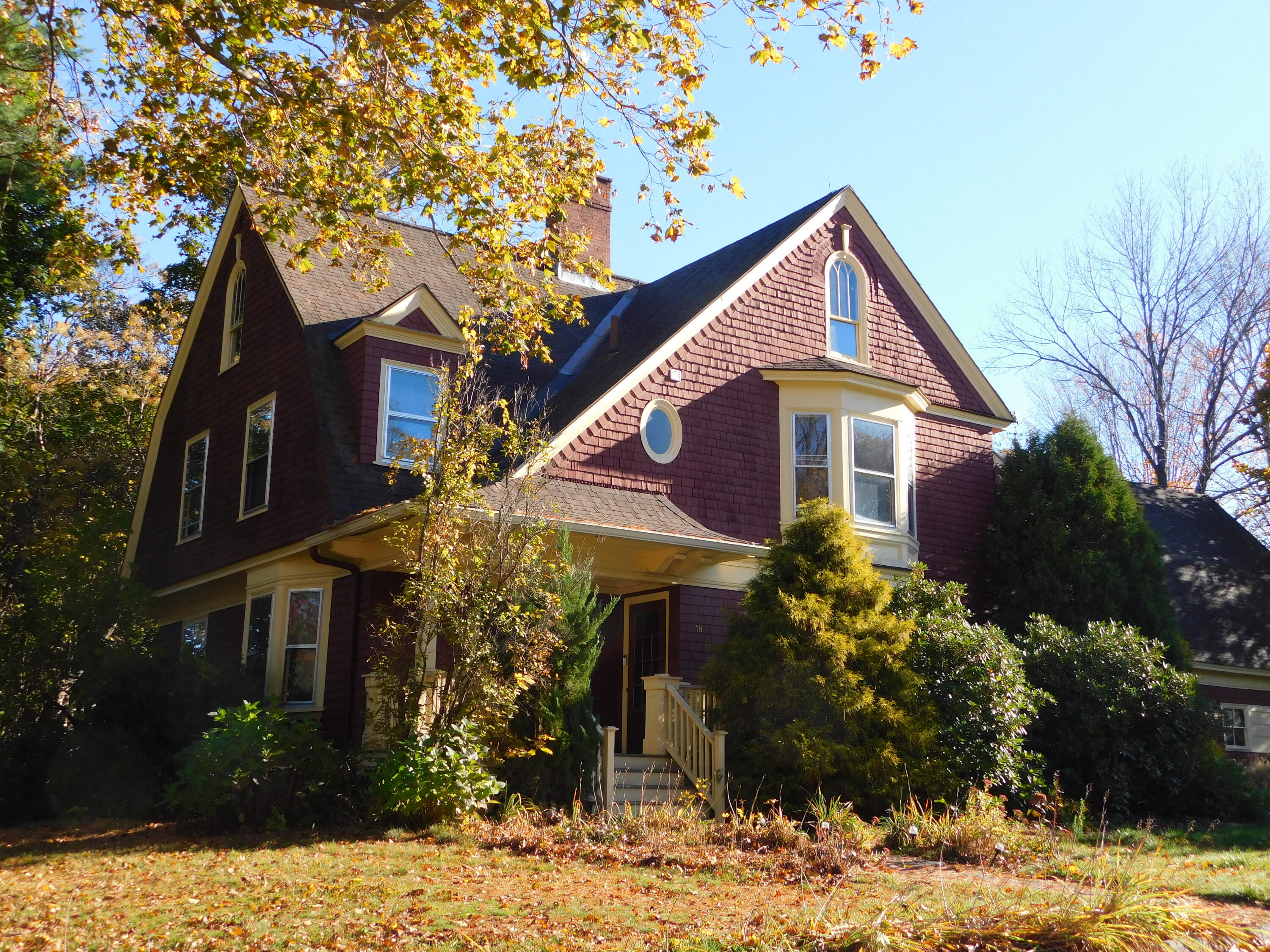 18 Monroe Street Auburn ME 04210