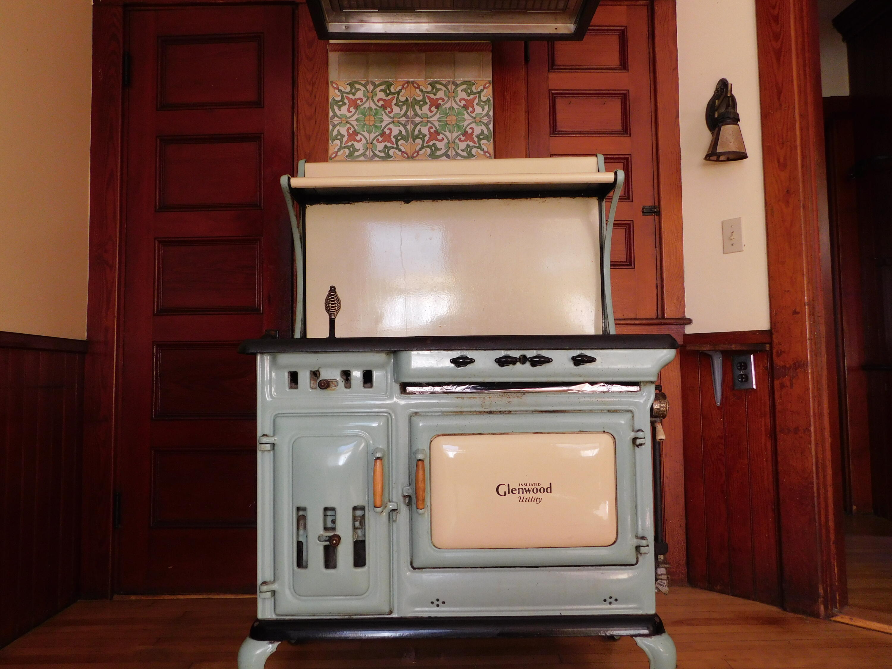 18 Monroe Street Auburn ME 04210