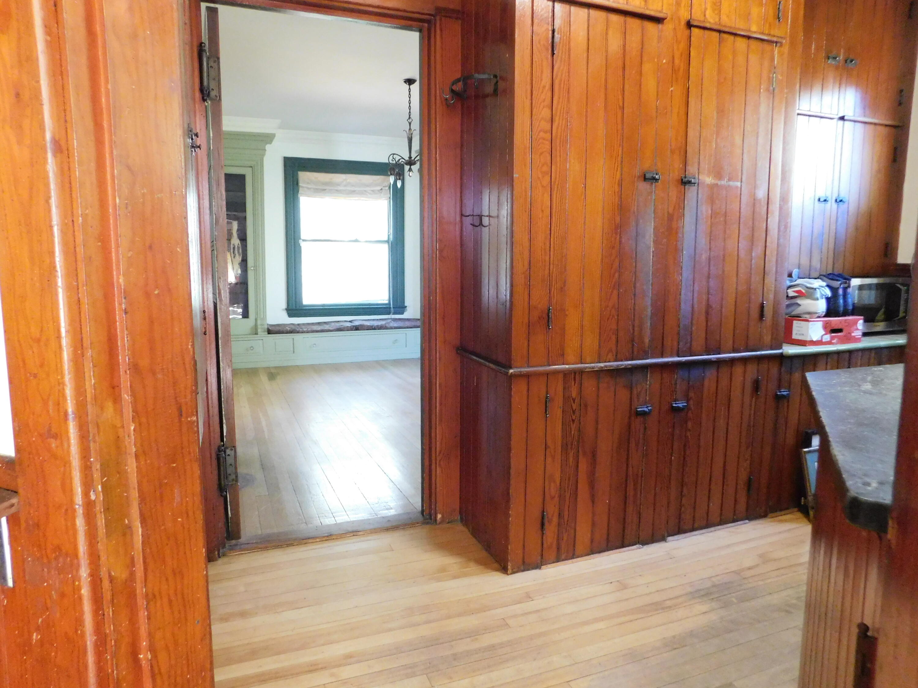 18 Monroe Street Auburn ME 04210