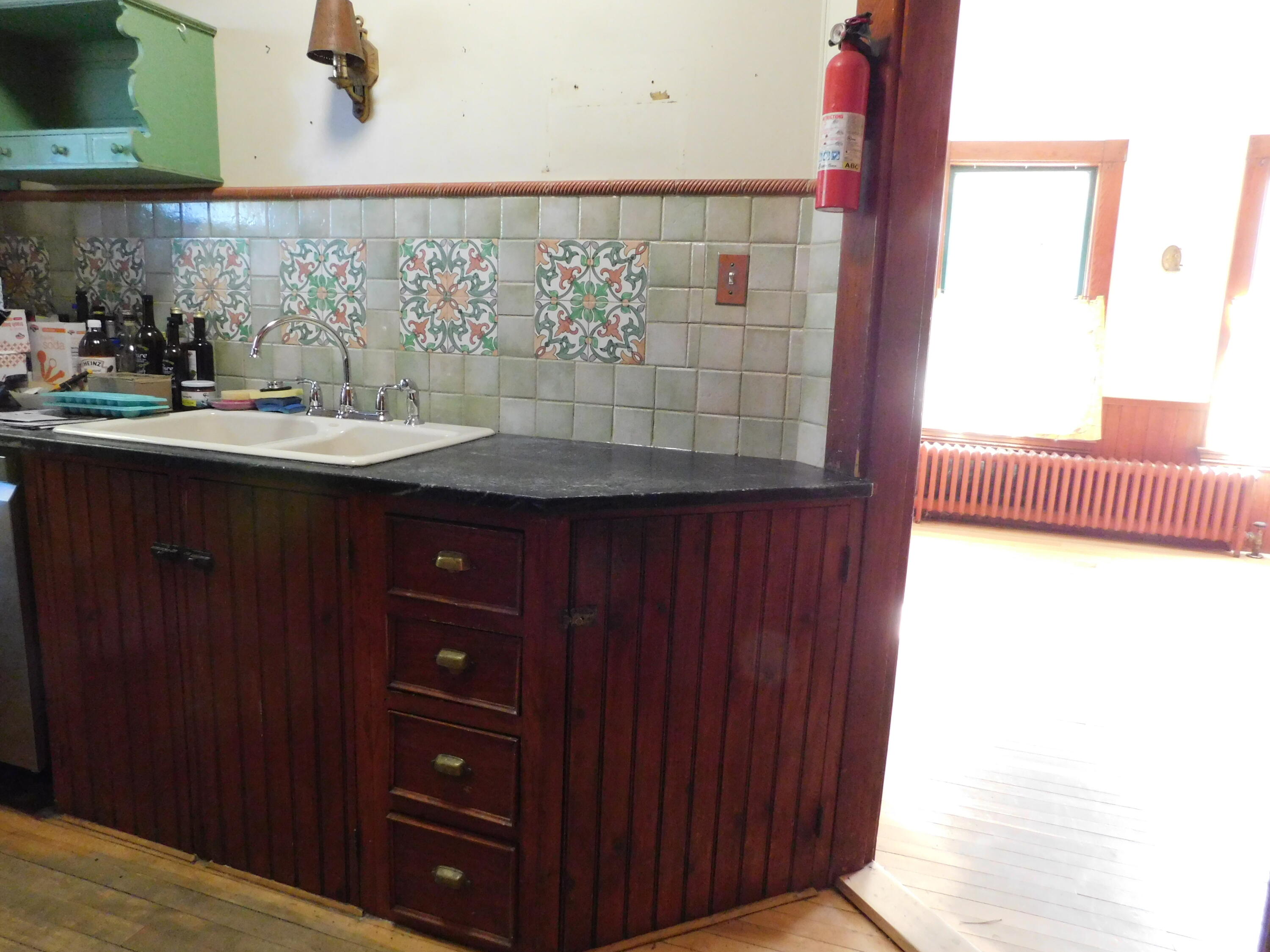 18 Monroe Street Auburn ME 04210