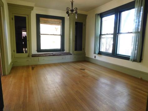 18 Monroe Street Auburn ME 04210