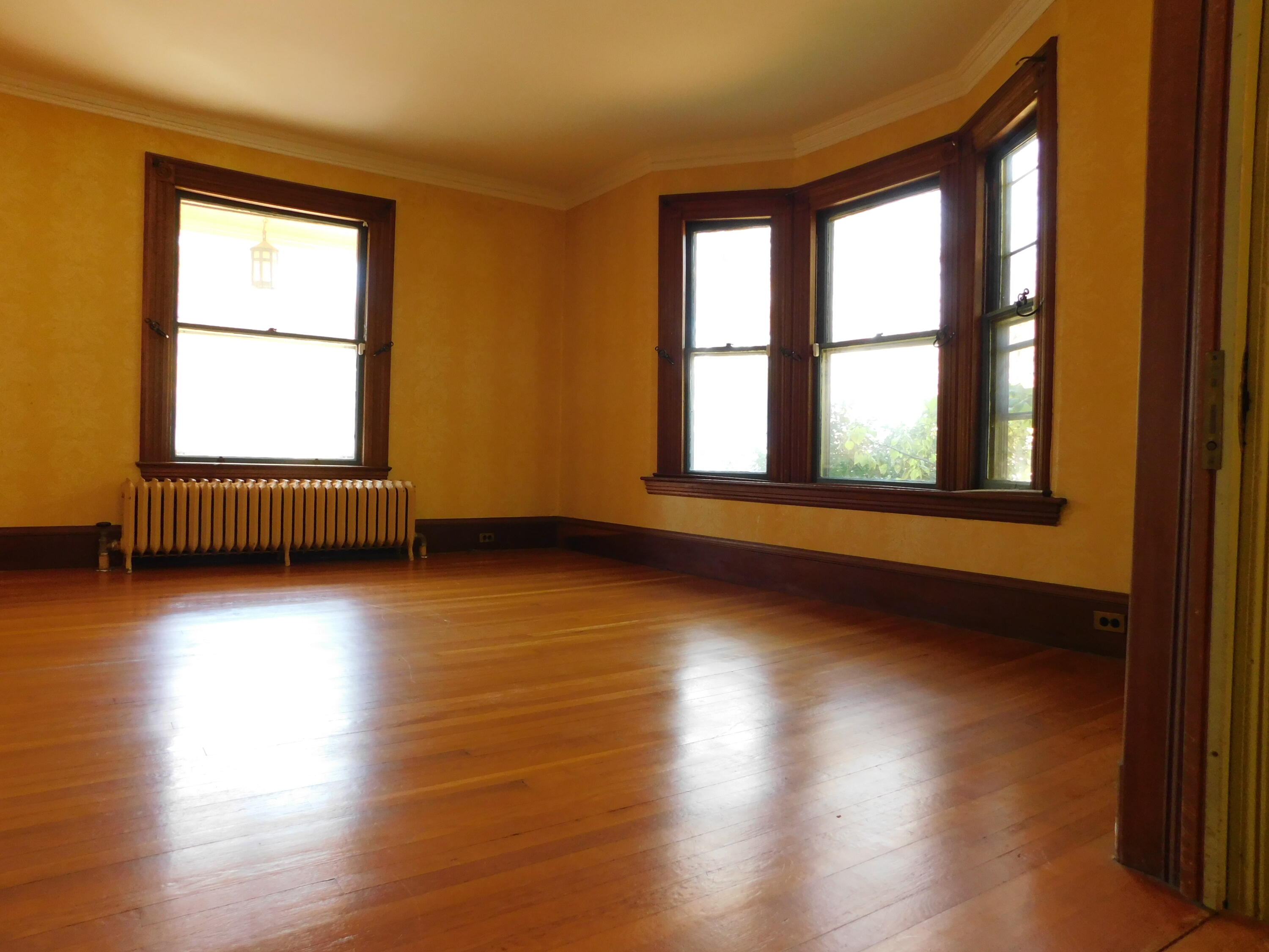 18 Monroe Street Auburn ME 04210