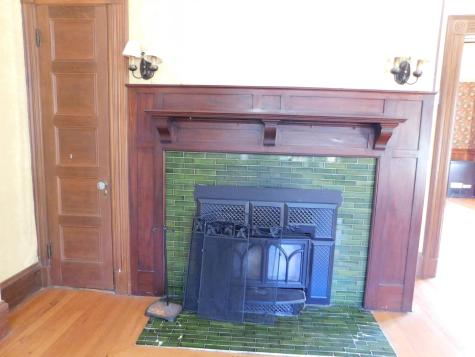 18 Monroe Street Auburn ME 04210