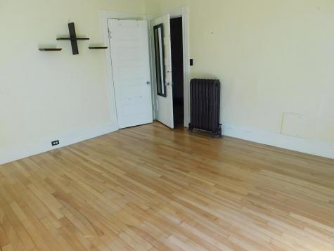 18 Monroe Street Auburn ME 04210