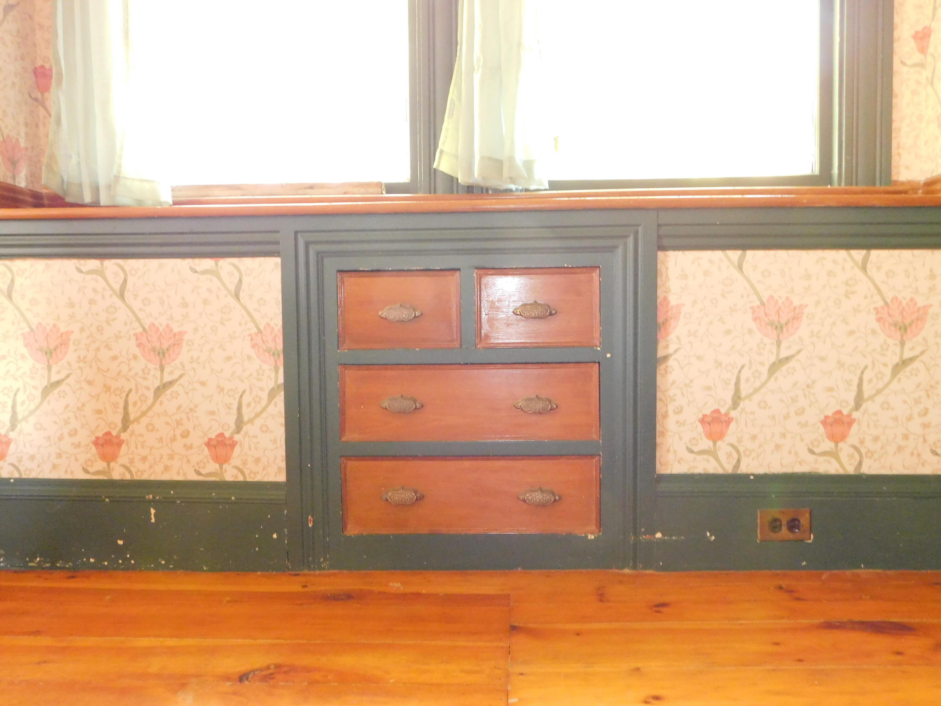 18 Monroe Street Auburn ME 04210