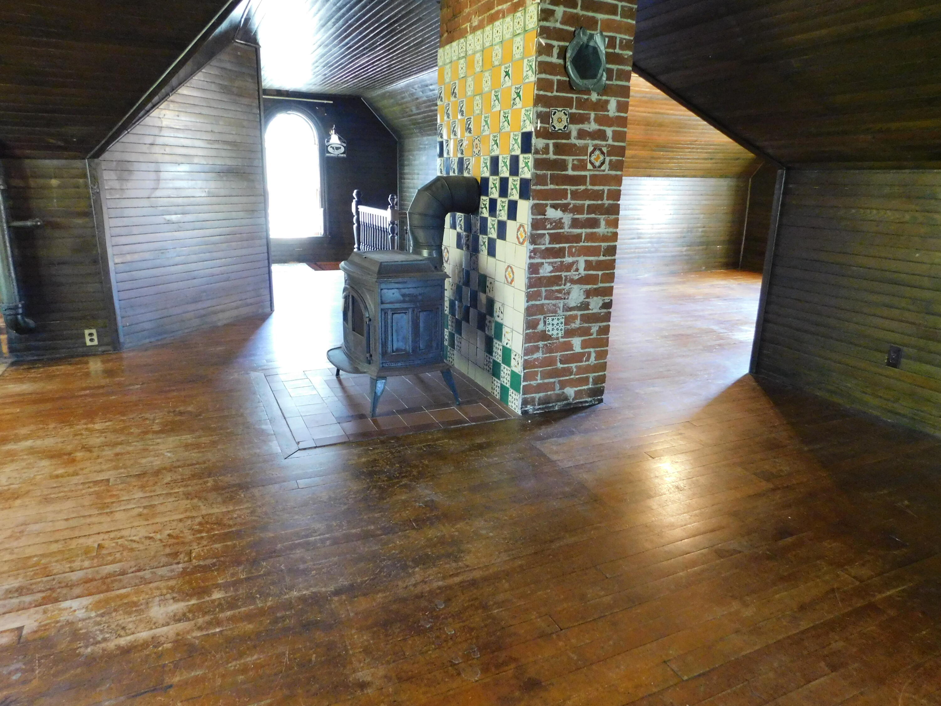 18 Monroe Street Auburn ME 04210