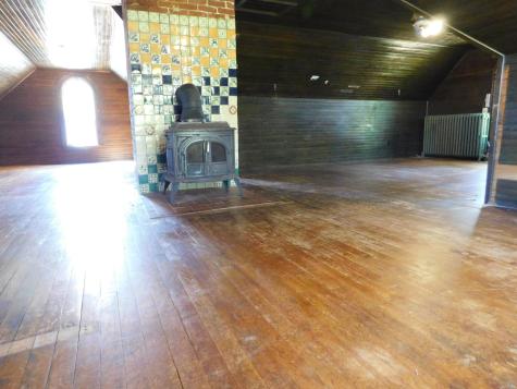 18 Monroe Street Auburn ME 04210