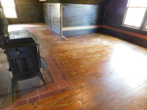 18 Monroe Street Auburn ME 04210